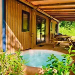 Camping Le Pré Des Moines Gouvieux