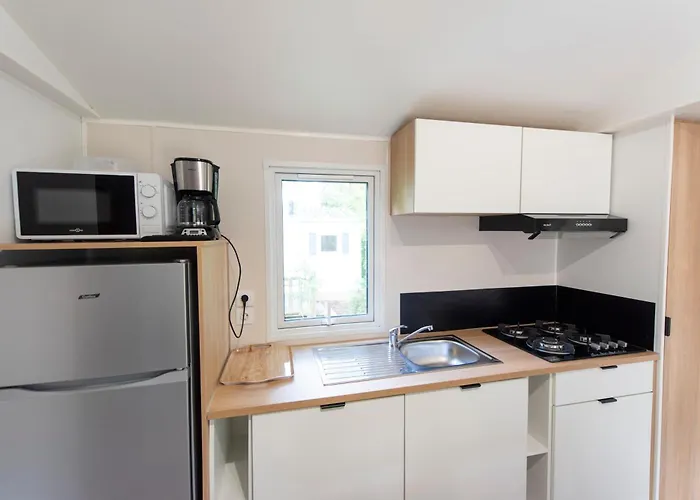 Le Pré Des Moines Camping