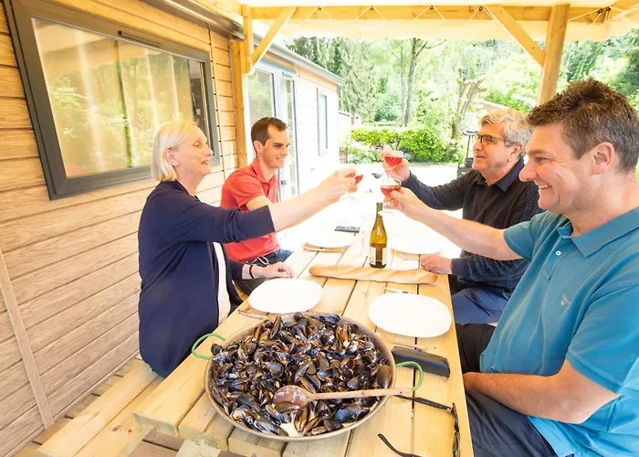 Le Pré Des Moines Camping 3*